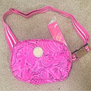 NWT Lilly Pulitzer crossbody Pinkie Promises belt bag